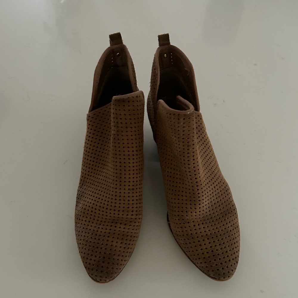 Sam edelman RIO suede tan ankle boots 6.5